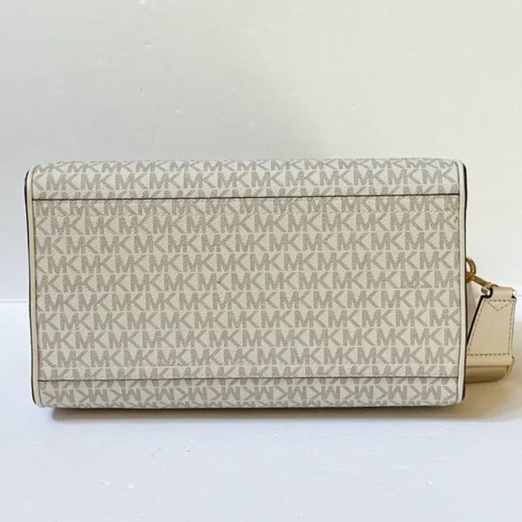 Michael Kors MK Jet Set Travel Medium Duffle Bag Satchel in Light Cream - Picture 5 of 9